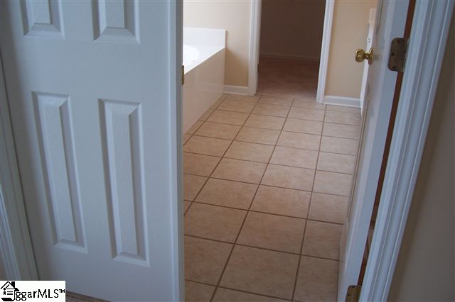 119 Summer Hill Road Simpsonville, SC 29681 - Photo 16 of 25 Gallery Image 16