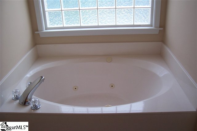119 Summer Hill Road Simpsonville, SC 29681 - Photo 18 of 25 Gallery Image 18