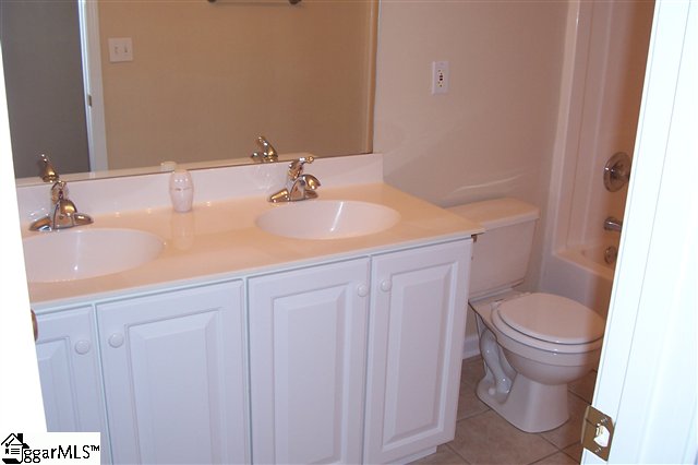 119 Summer Hill Road Simpsonville, SC 29681 - Photo 21 of 25 Gallery Image 21