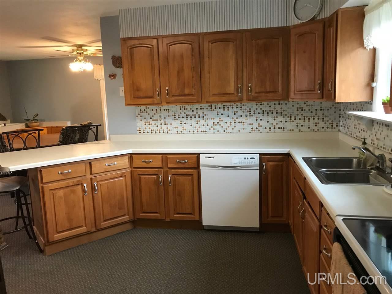 105 Marble Street Ishpeming, MI 49849 - Photo 4 of 46 Gallery Image 4