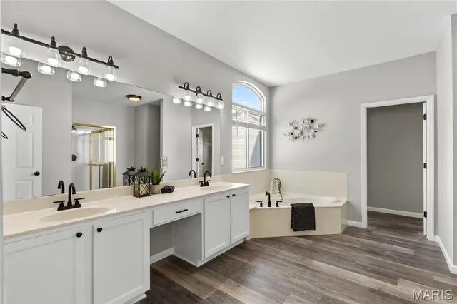 $499,900 | 5 Scotland Court, Dardenne Prairie, MO 63368