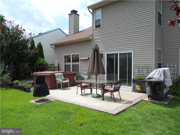 29 Springcress Drive Delran, NJ 08075 - Photo 20 of 23 Exterior Back