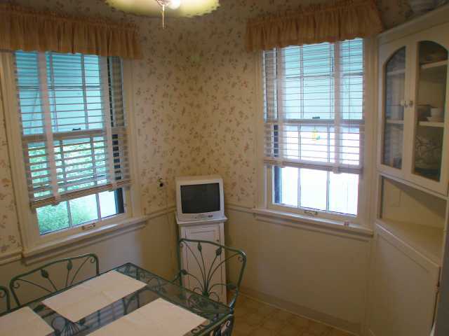 2712 York Road Columbus, OH 43221 - Photo 8 of 15