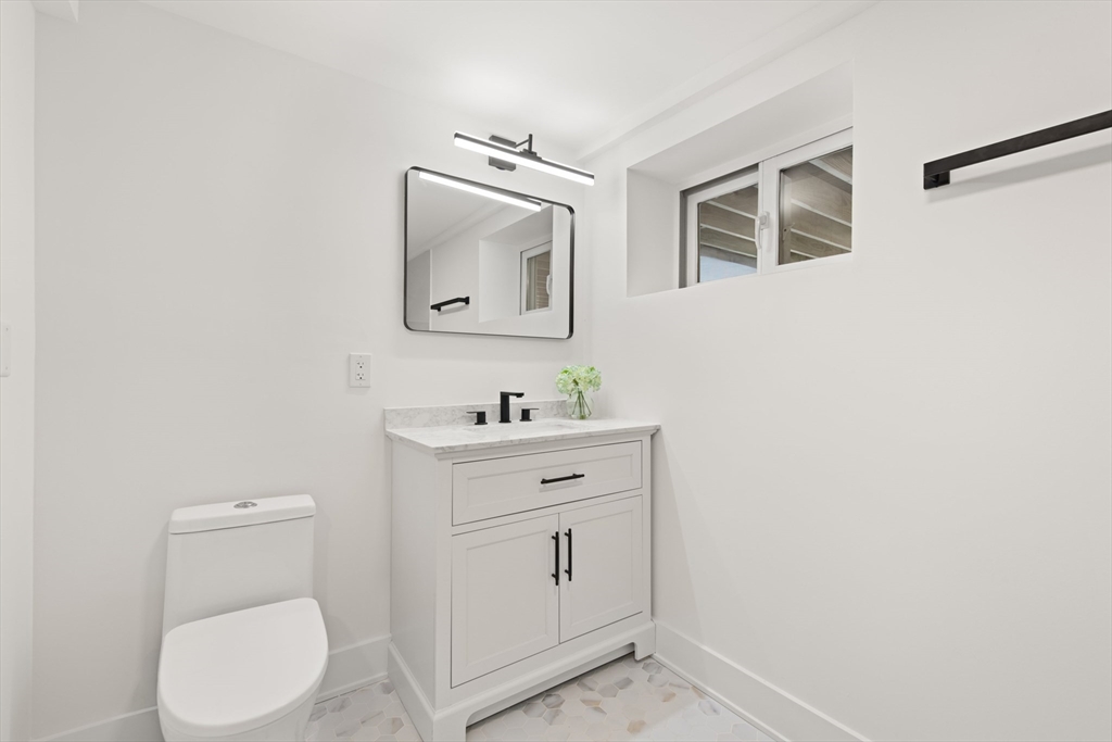 61 Meadowbrook Road Carlisle, MA 01741 - Photo 3 of 41