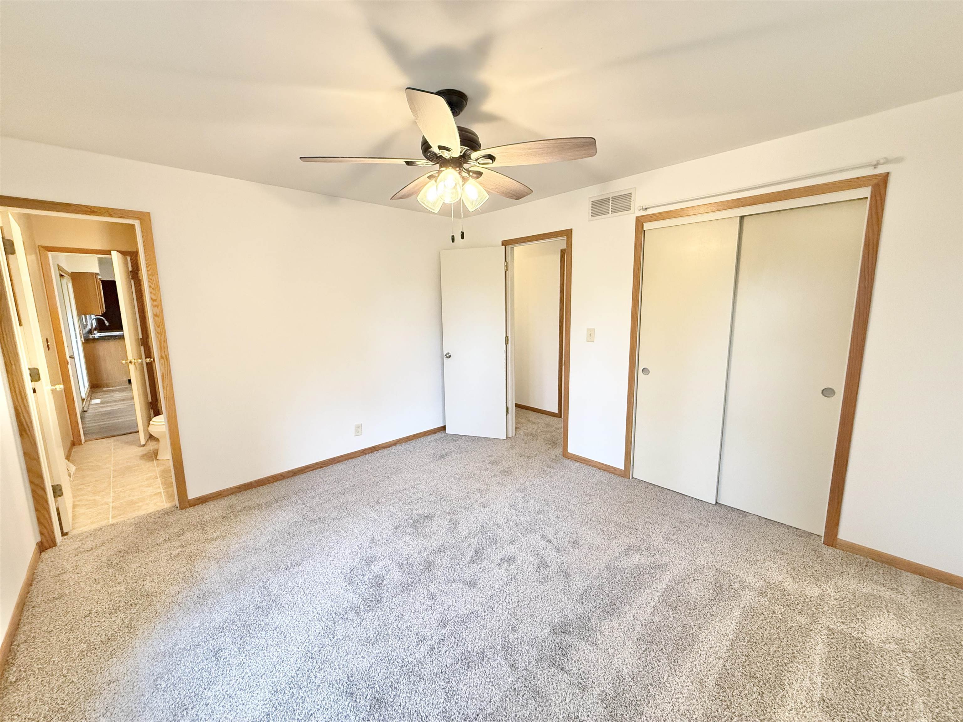 10620 Grover Oaks Road Roscoe, IL 61073 - Photo 6 of 32