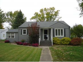1006 Jackson Boulevard Rochester, IN 46975 - Photo 1 of 23