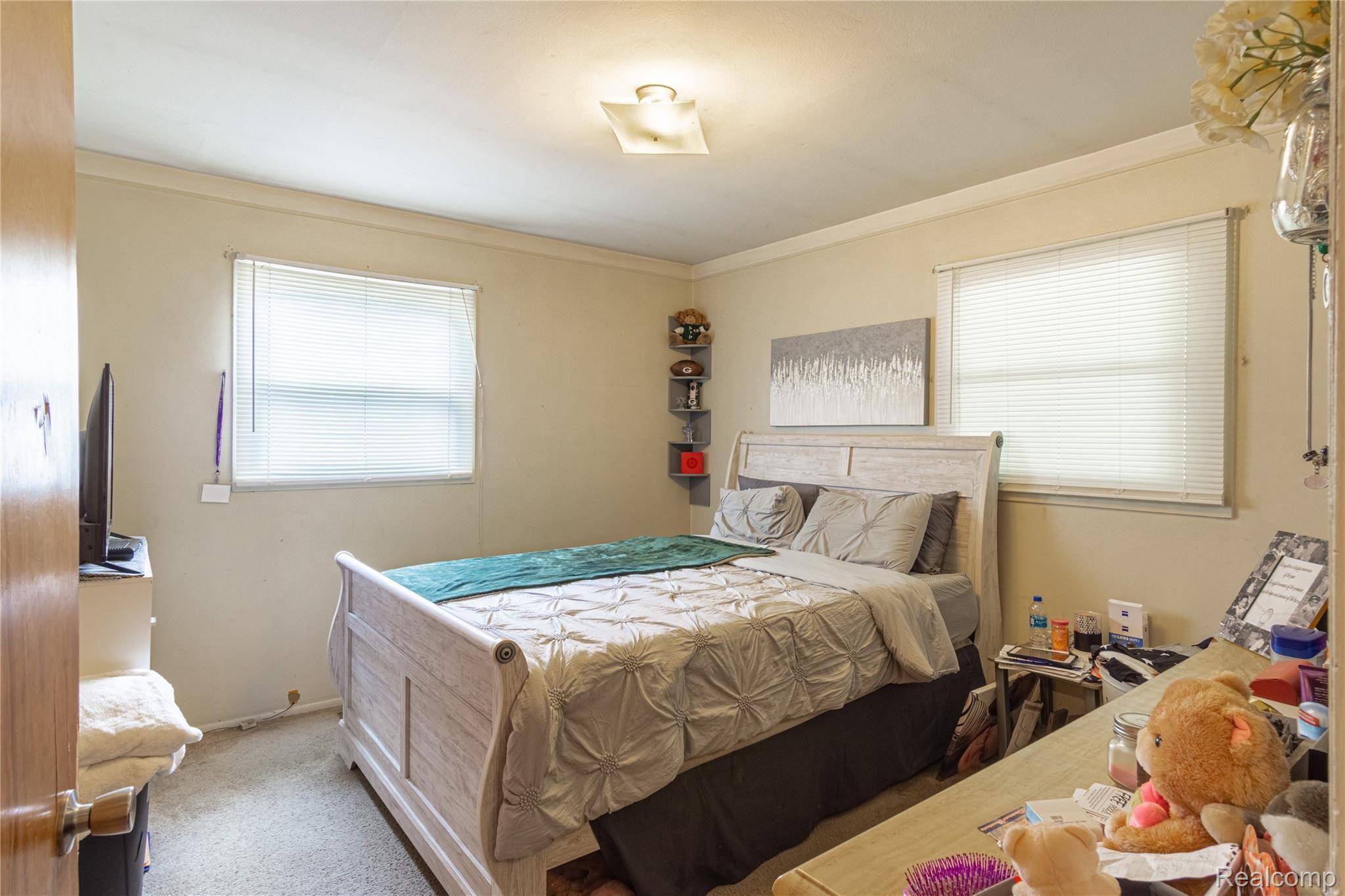 4801 Auburn Road Utica, MI 48317 - Photo 31 of 35 Interiors (19 of 24).jpg