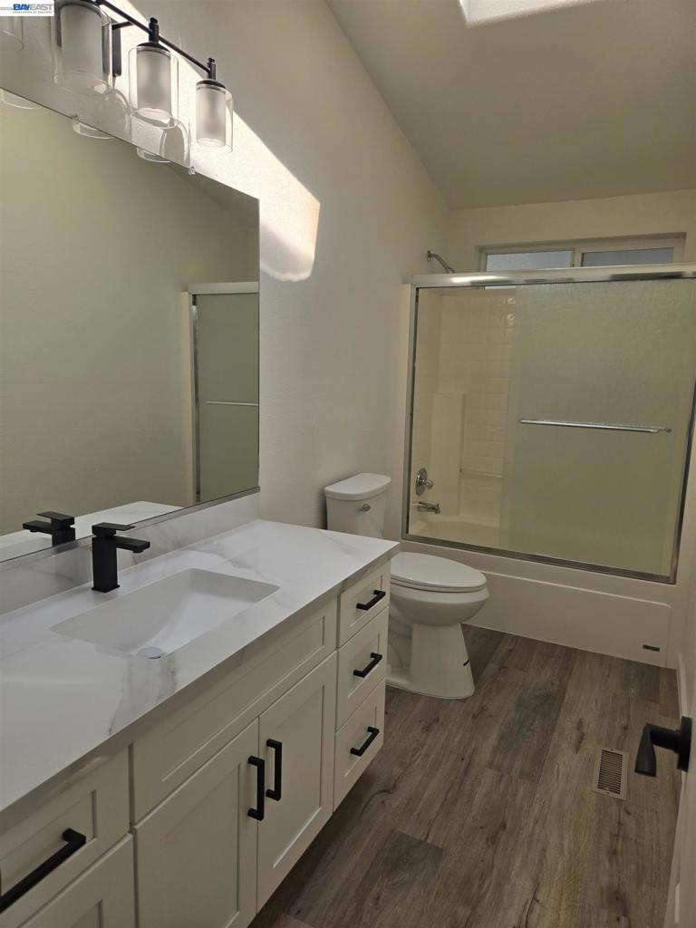 183 Neptune Avenue Hayward, CA 94544 - Photo 12 of 24