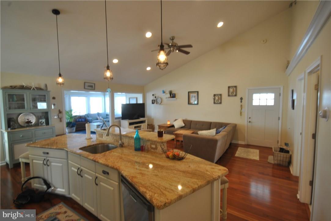 276 Heron Road Tuckerton, NJ 08087 - Photo 4 of 12 Gallery Image 4
