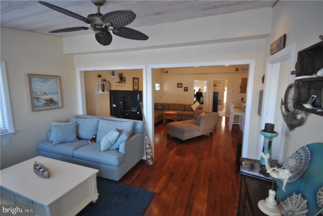 276 Heron Road Tuckerton, NJ 08087 - Photo 7 of 12 Gallery Image 7