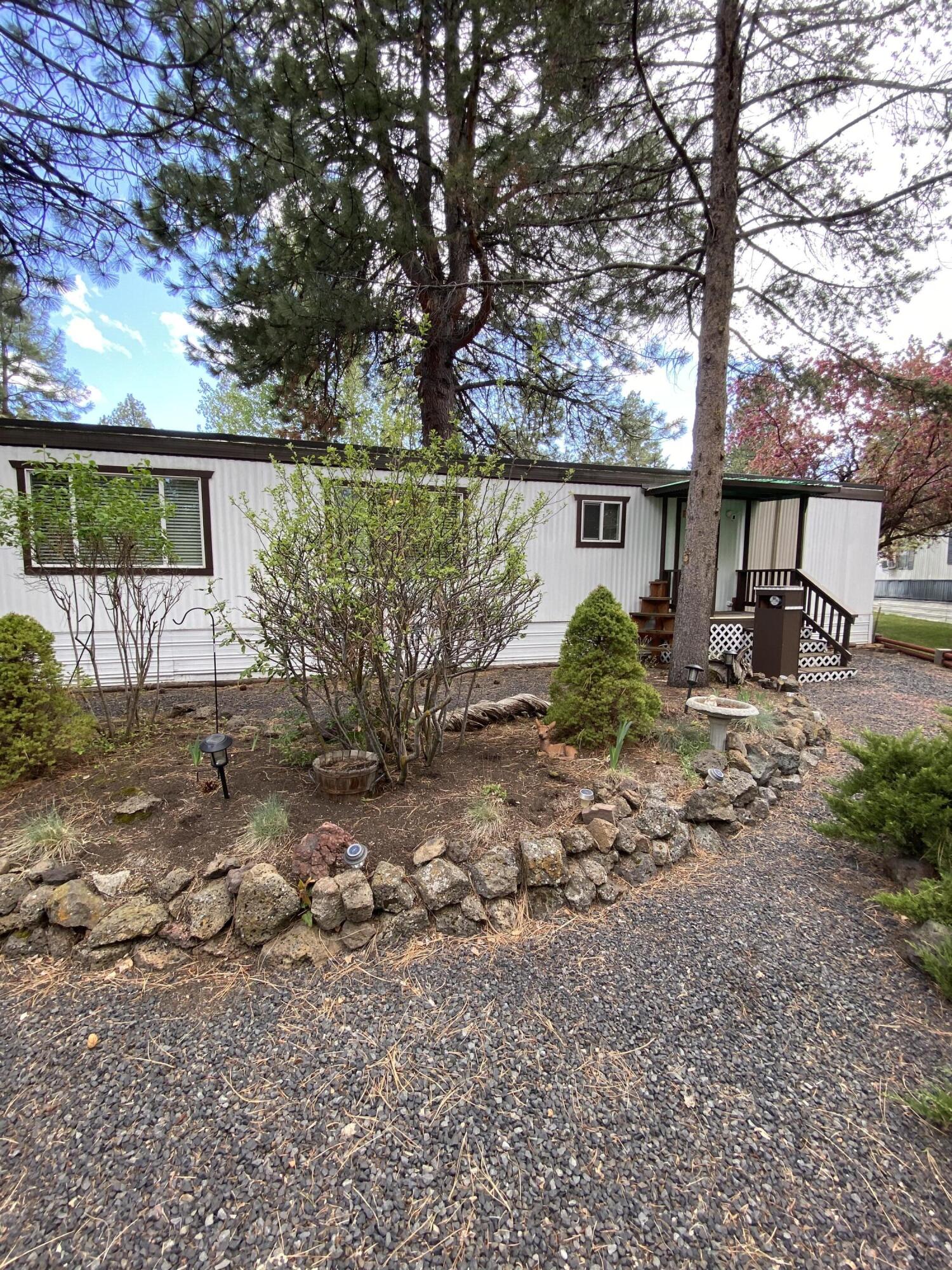 60311 Cheyenne Road, Unit 11 Bend, OR 97702 - Photo 41 of 42 IMG_0509