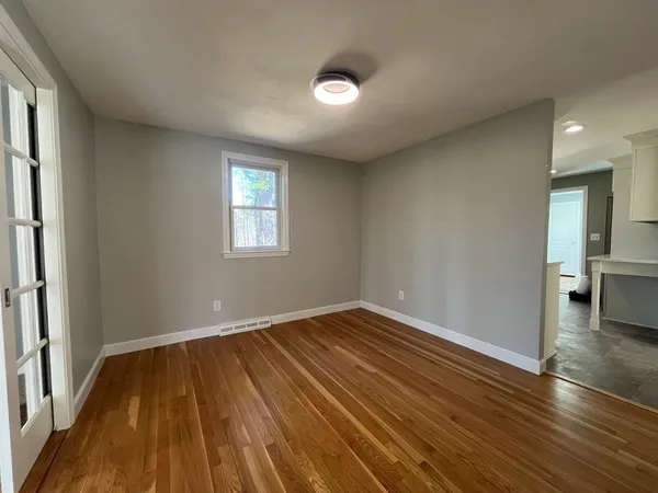 $950,000 | 35 Wallace Road, Wayland, MA 01778