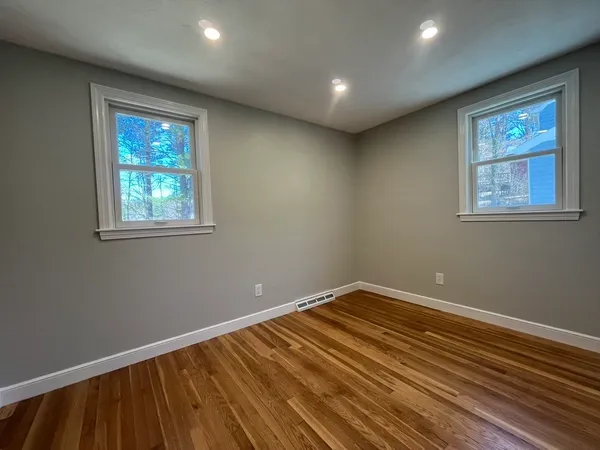 $950,000 | 35 Wallace Road, Wayland, MA 01778