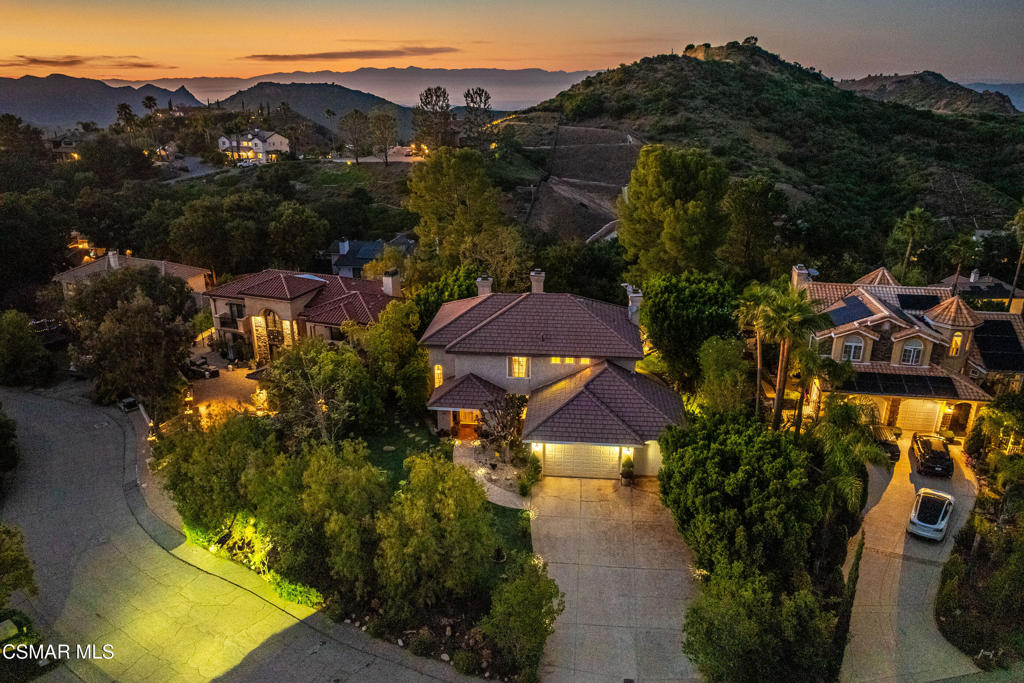31415 Birdella Road Malibu, CA 90265 - Photo 6 of 36