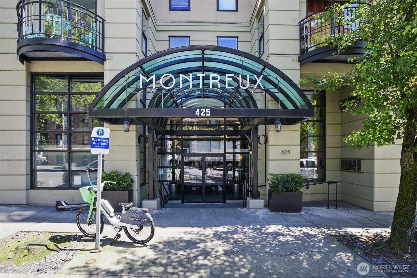 425 Vine Street, Unit 513 Seattle, WA 98121 - Photo 1 of 17