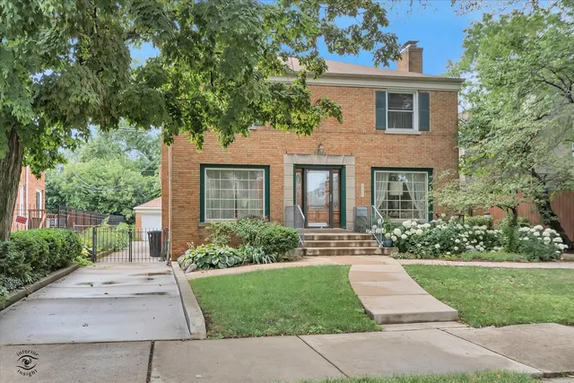 $549,000 | 9406 South Leavitt Street, Chicago, IL 60643