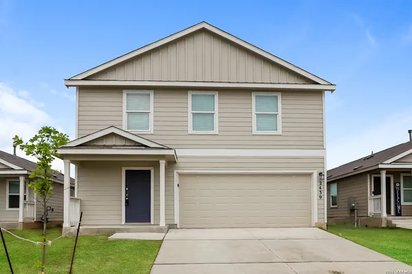 $1,750 | 2439 Lake Hills, New Braunfels, TX 78130