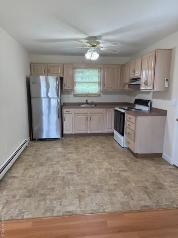 $2,200 | 456 South 16th Street, Lindenhurst, NY 11757