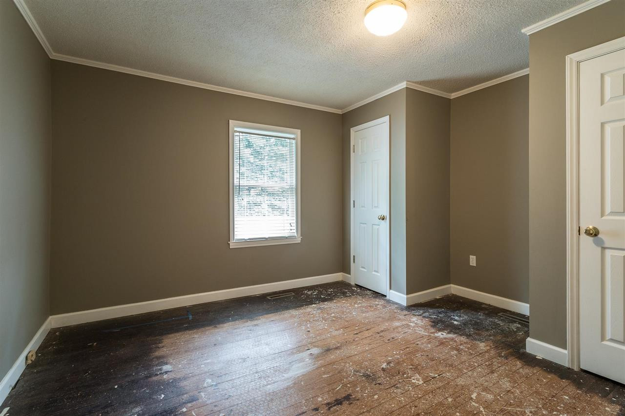 3607 Laurel Hills Road Raleigh, NC 27612 - Photo 19 of 27 Photo 19
