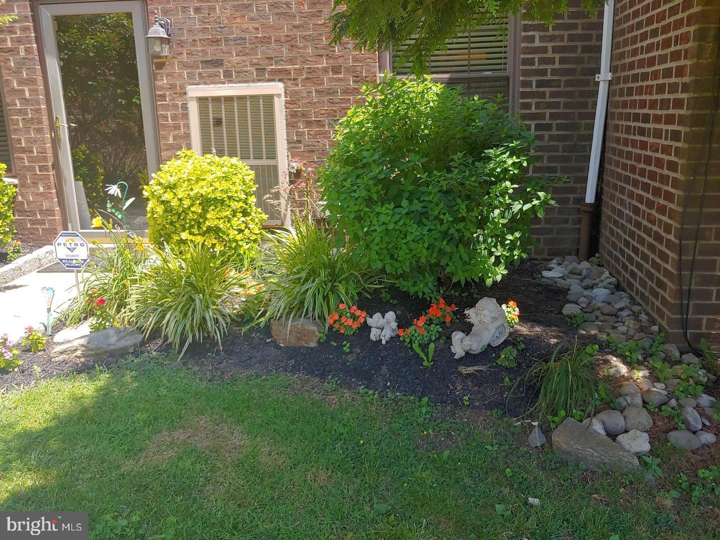 7015 Ridge Avenue, Unit 18 Philadelphia, PA 19128 - Photo 3 of 26 Gallery Image 3