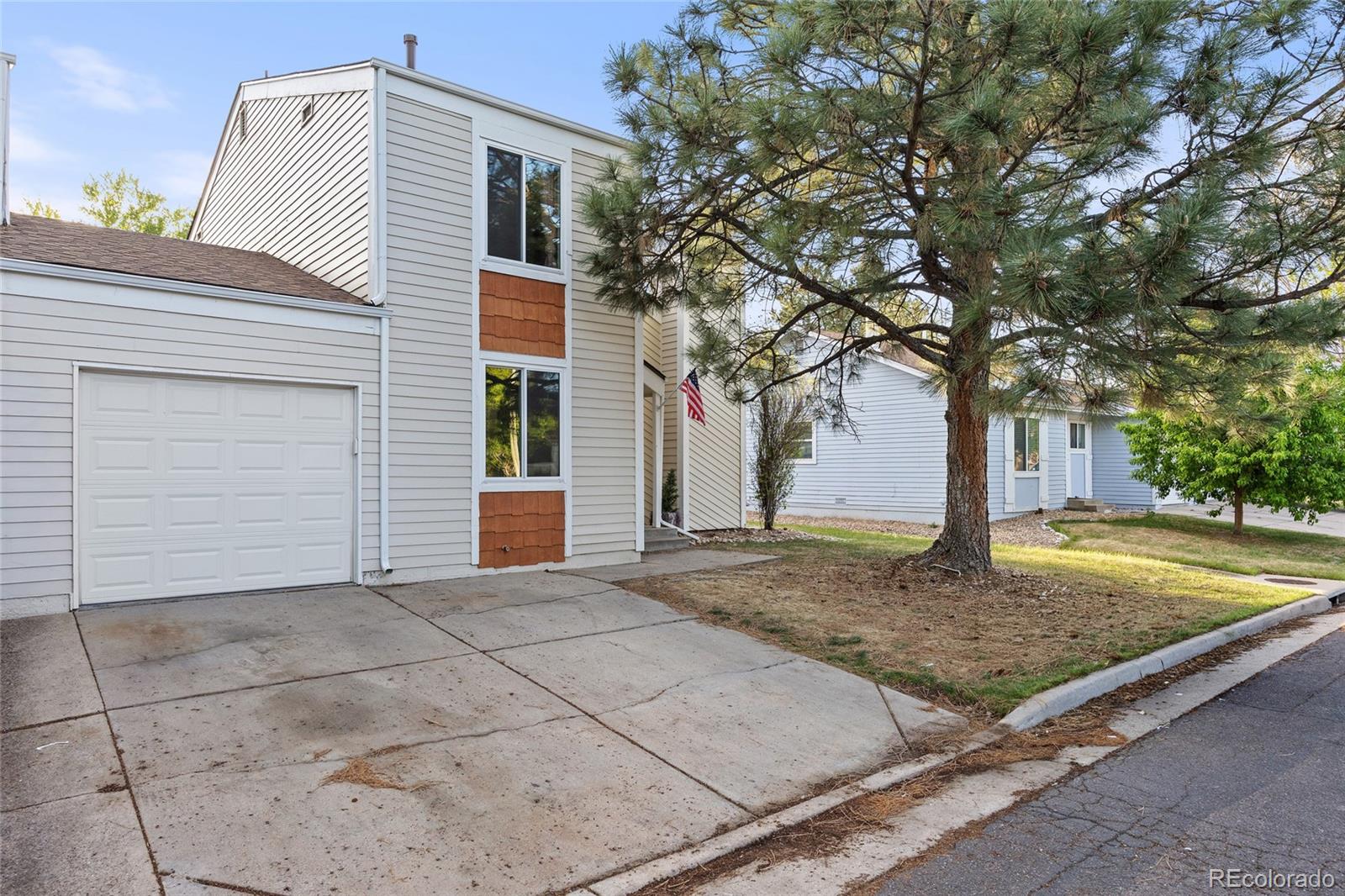 16129 East Rice Place, Unit B Aurora, CO 80015 - Photo 2 of 28