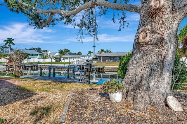 $799,900 | 4406 17th Street West, Palmetto, FL 34221