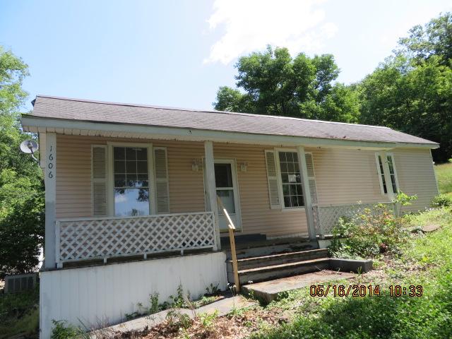1606 Blue Moon Road Columbia, TN 38401 - Photo 1 of 12