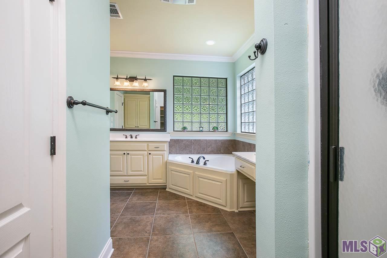 6201 Ridge Way Avenue Baton Rouge, LA 70817 - Photo 14 of 27 Gallery Image 14