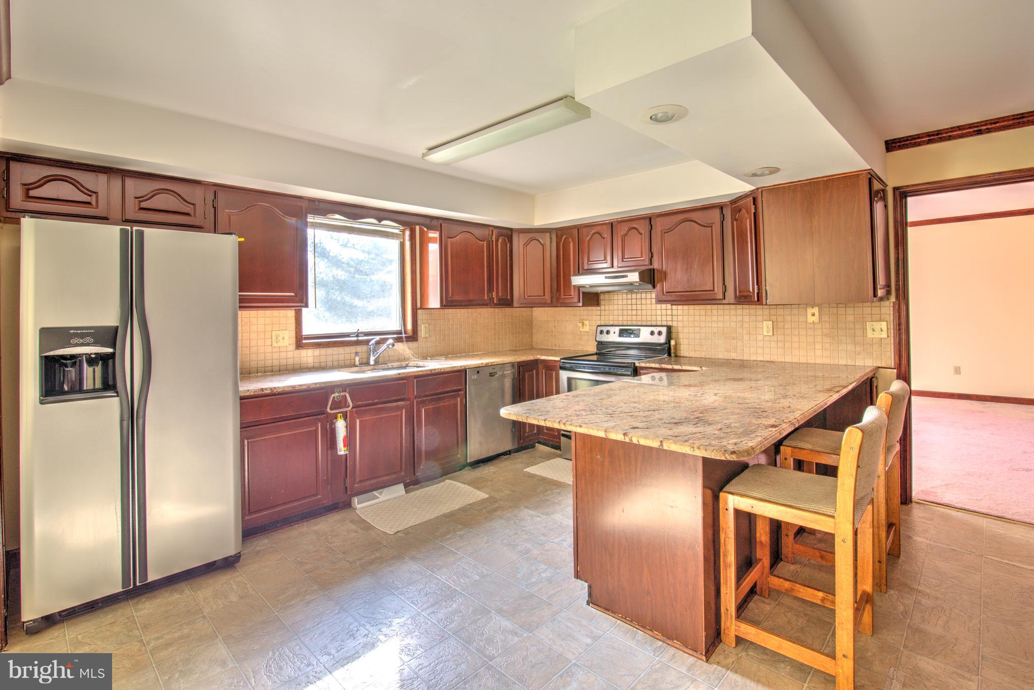 5523 Whitehall Road Cambridge, MD 21613 - Photo 12 of 29 Kitchen