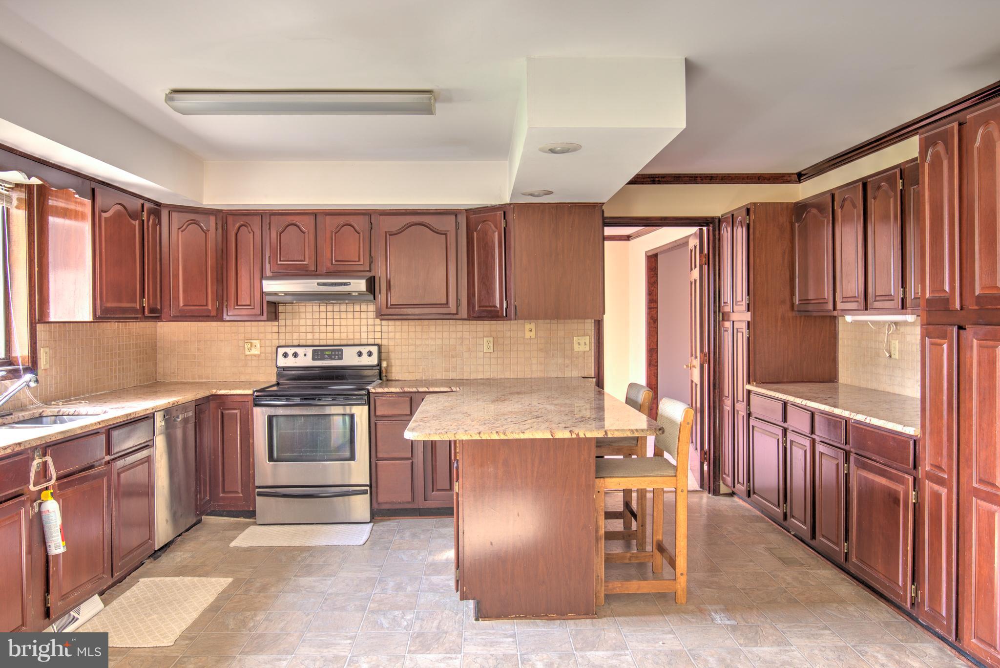 5523 Whitehall Road Cambridge, MD 21613 - Photo 13 of 29 Kitchen