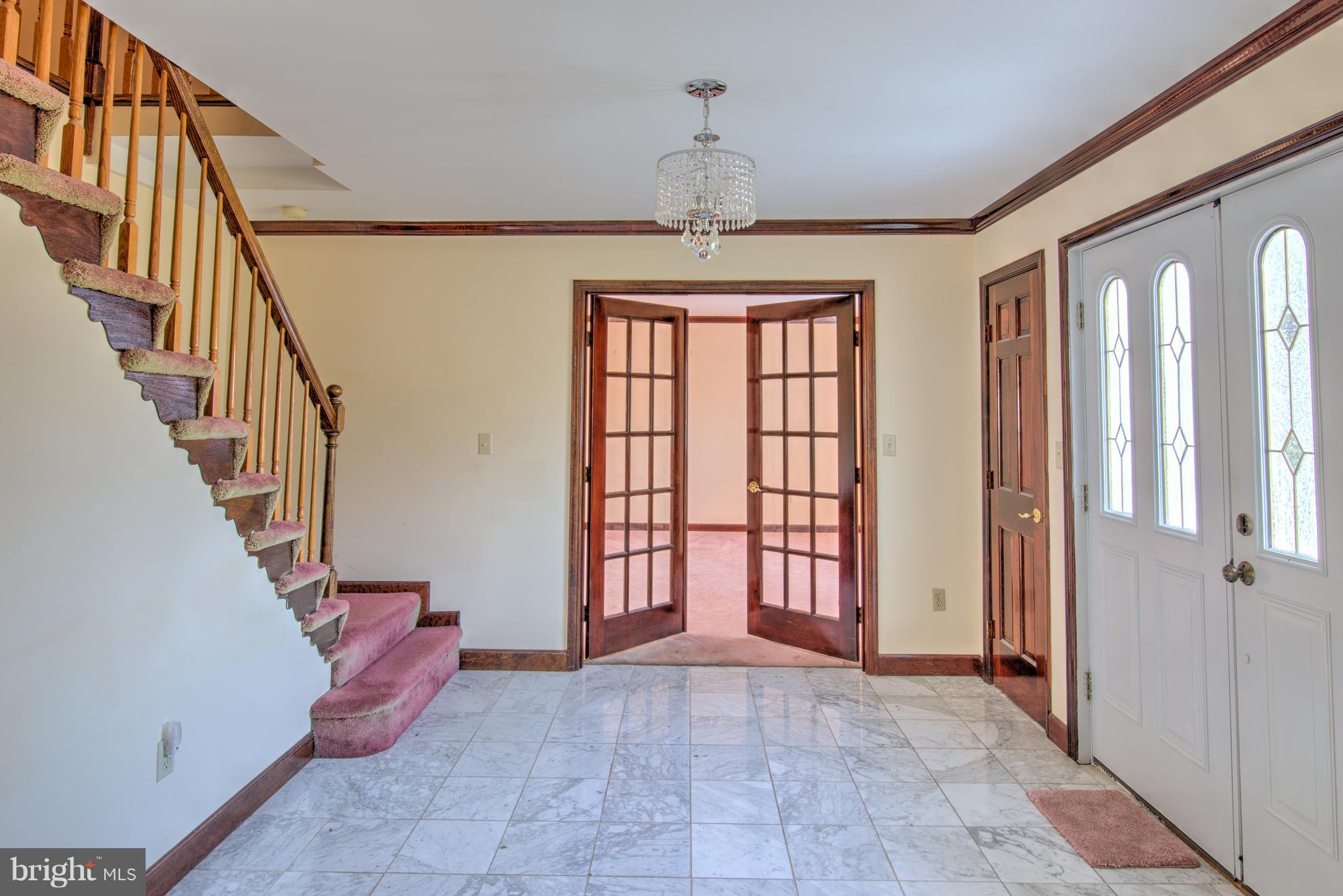 5523 Whitehall Road Cambridge, MD 21613 - Photo 5 of 29 Foyer