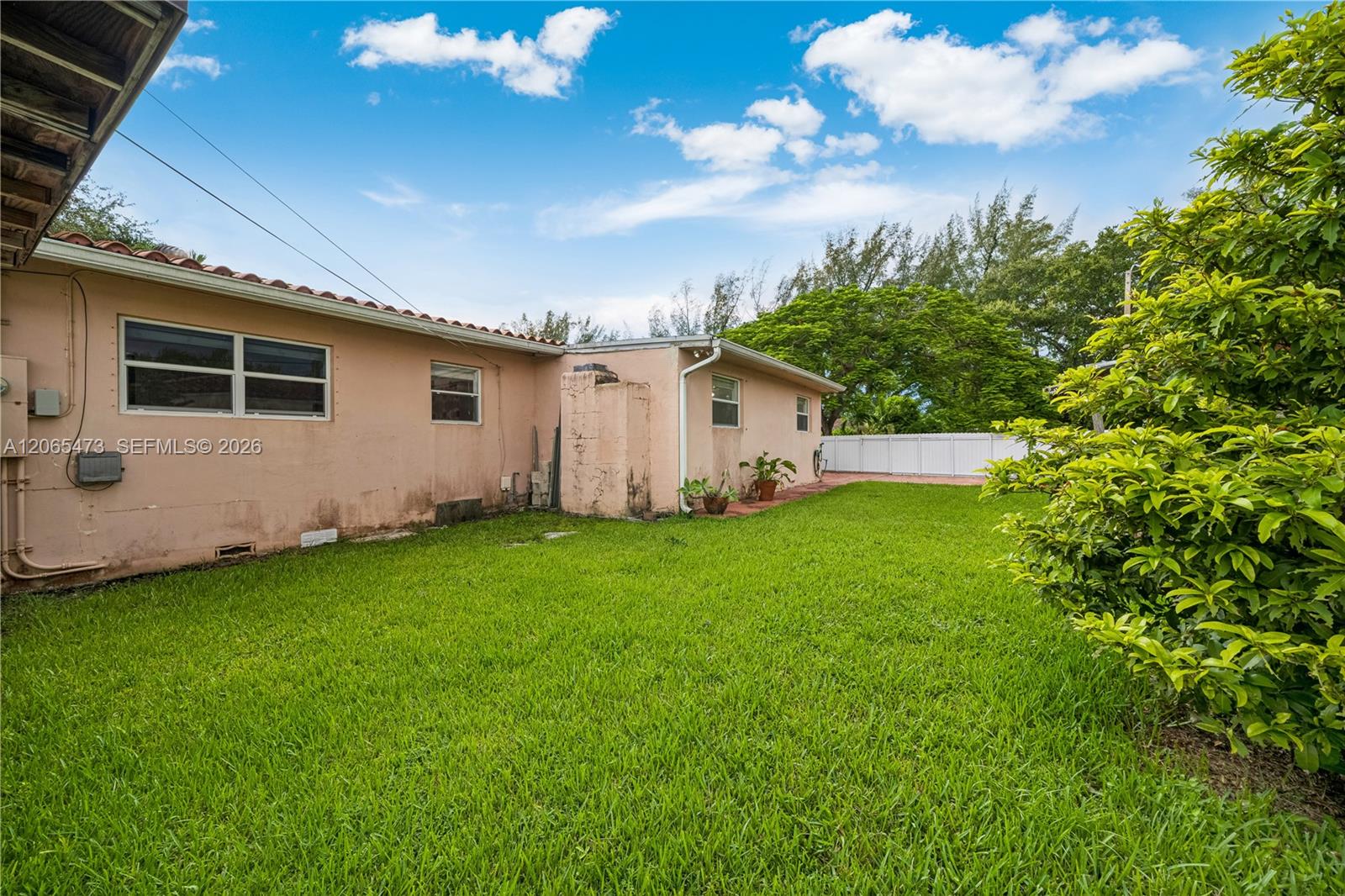 7135 Southwest 19th Street Miami, FL 33155 - Photo 24 of 29 Gallery Image 24