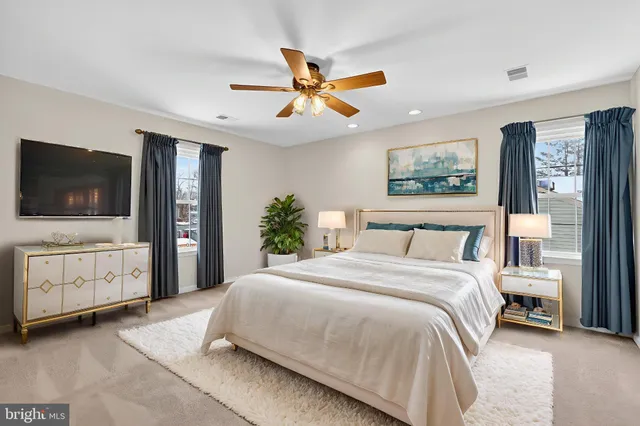 $909,100 | 8836 Shadowlake Way, Springfield, VA 22153