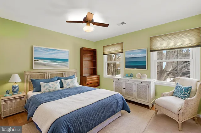 $909,100 | 8836 Shadowlake Way, Springfield, VA 22153