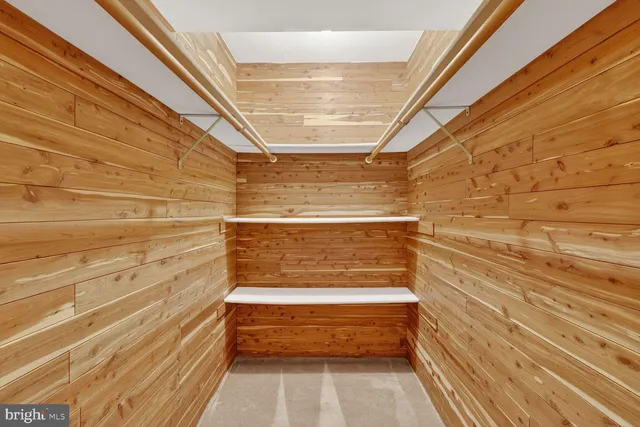 $909,100 | 8836 Shadowlake Way, Springfield, VA 22153