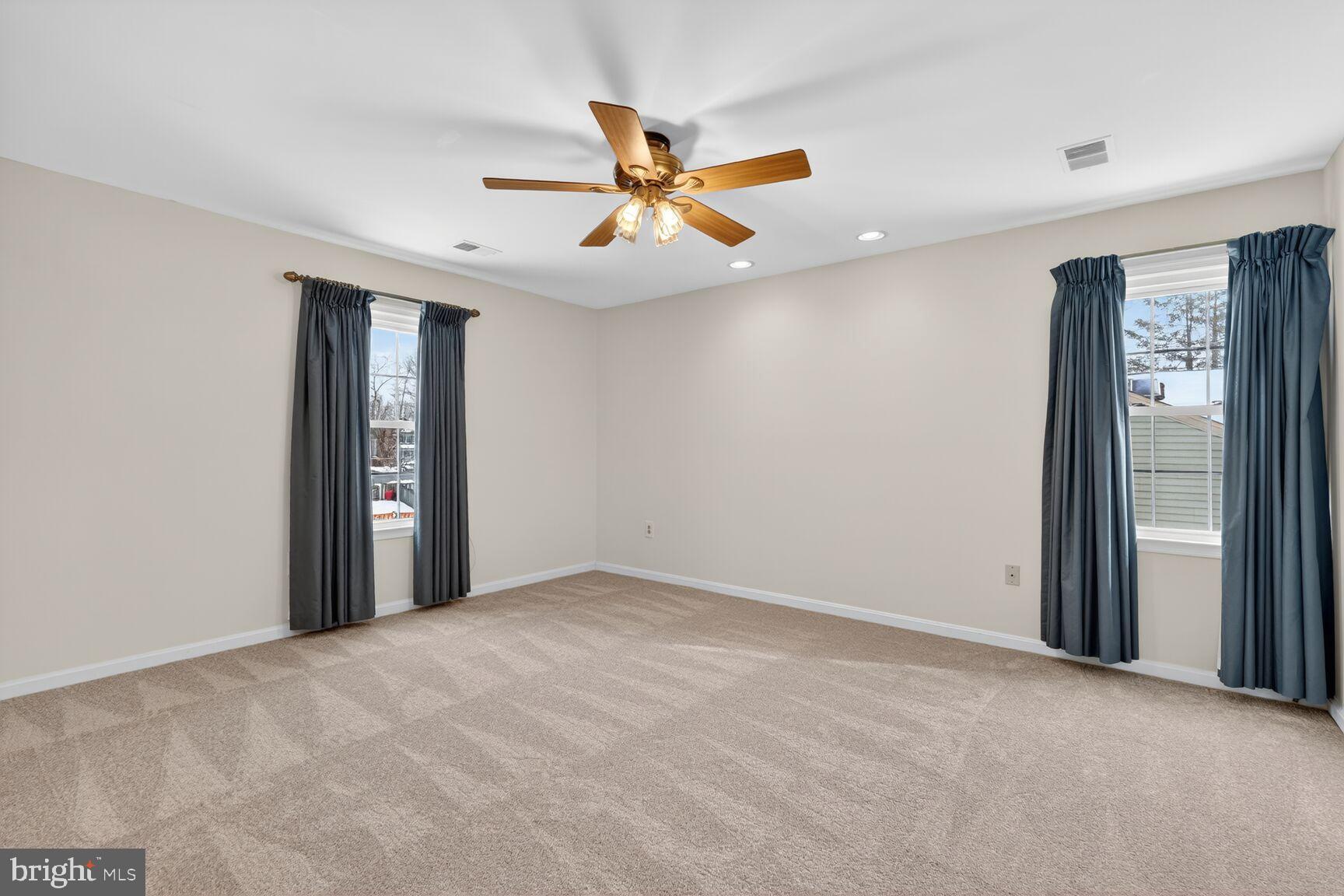 8836 Shadowlake Way Springfield, VA 22153 - Photo 39 of 77 a view of an empty room