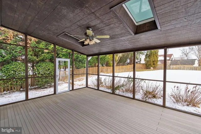 $909,100 | 8836 Shadowlake Way, Springfield, VA 22153