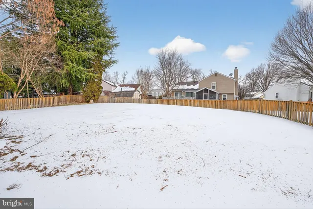 $909,100 | 8836 Shadowlake Way, Springfield, VA 22153