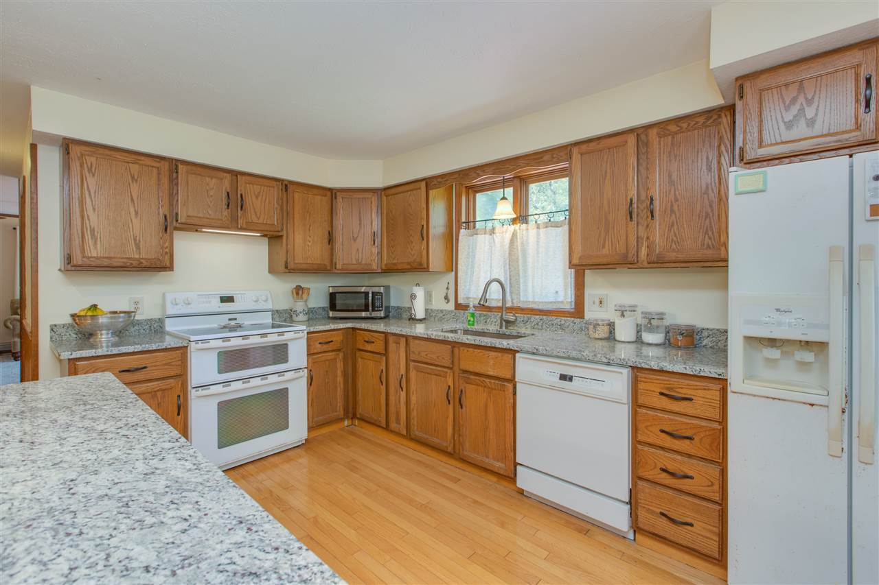 298 Patten Hill Road Candia, NH 03034 - Photo 8 of 35