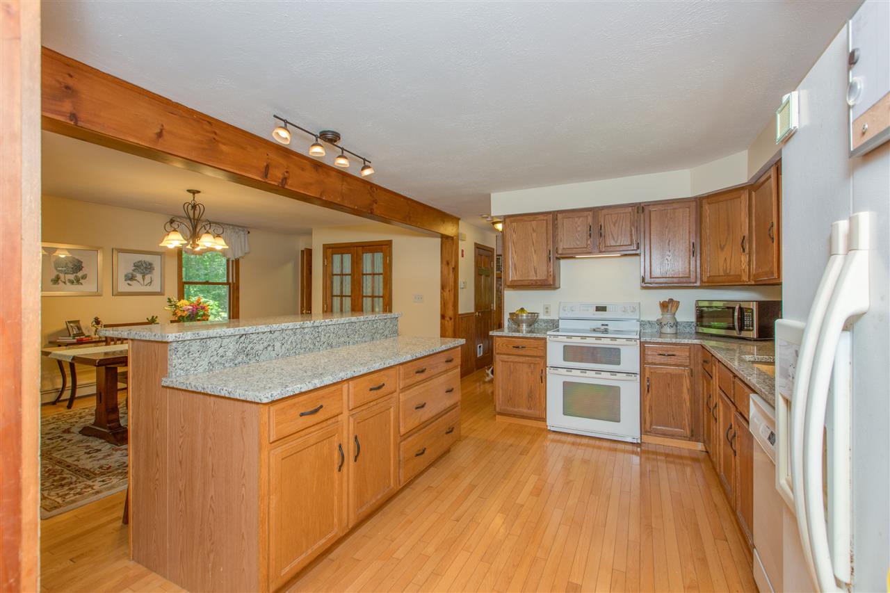 298 Patten Hill Road Candia, NH 03034 - Photo 9 of 35