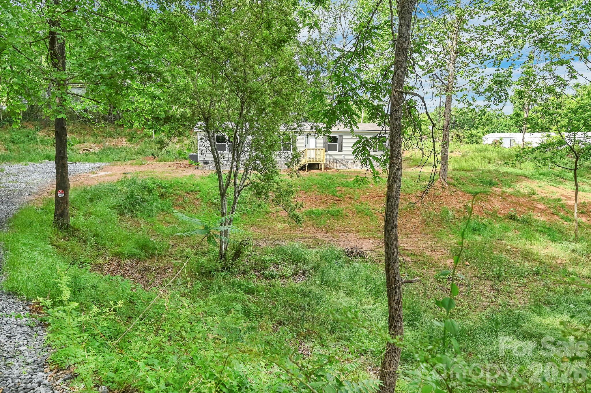 49 Spivey Mountain Road Asheville, NC 28806 - Photo 11 of 40