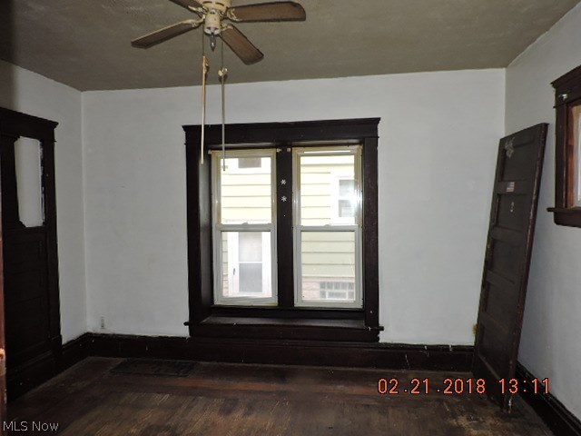 814 Chalker Street Akron, OH 44310 - Photo 5 of 16 DINING ROOM