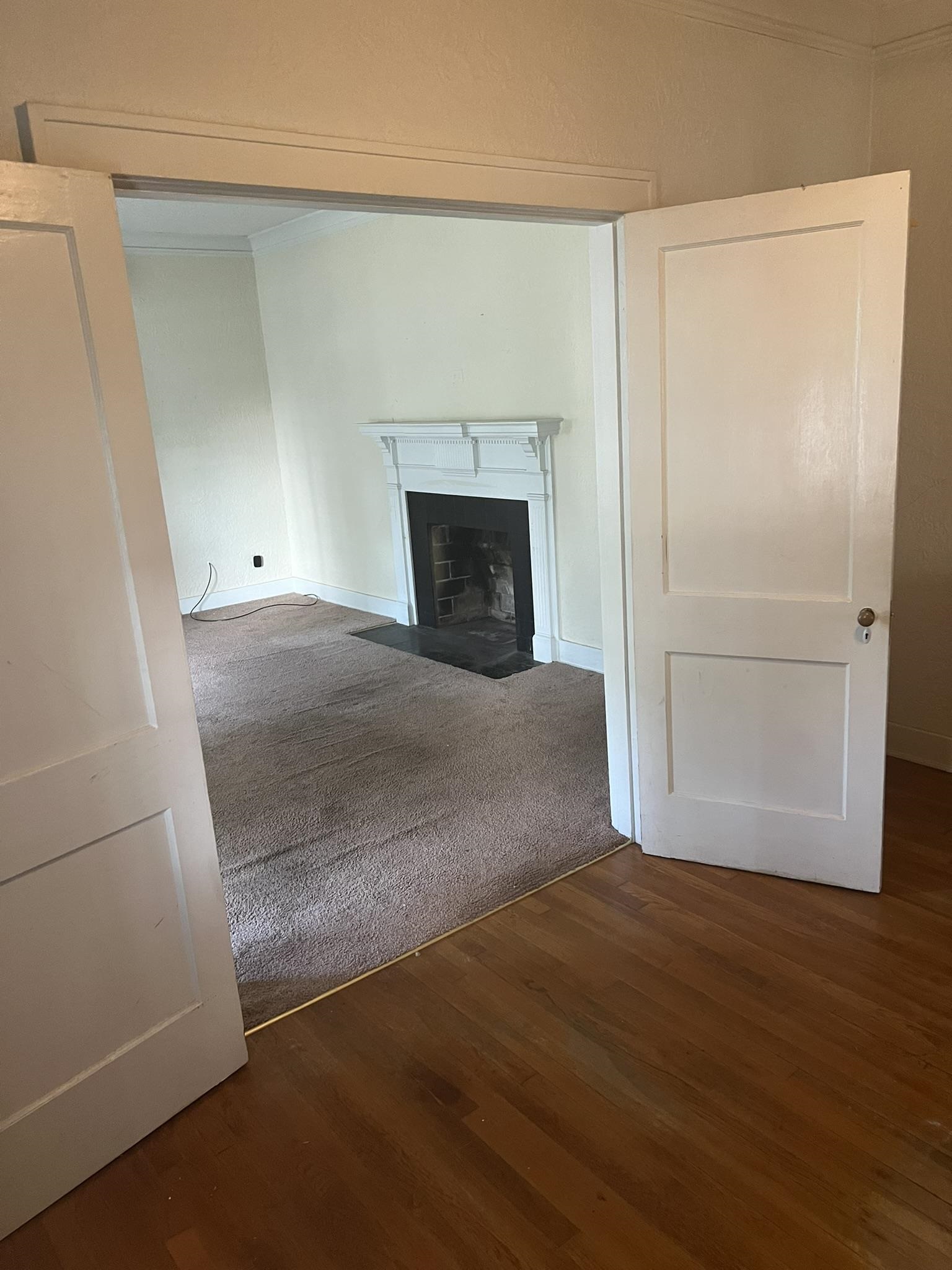 632 Spring Street Memphis, TN 38112 - Photo 32 of 37 Hall featuring ornamental molding and dark wood-type flooring