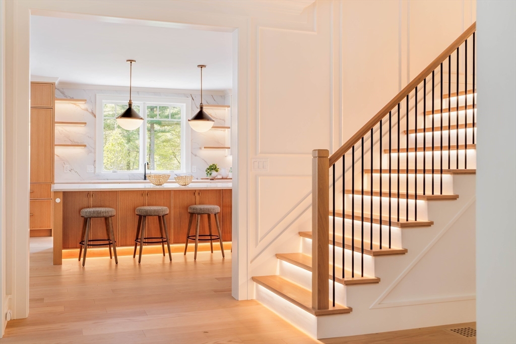 71 Walpole Street Dover, MA 02030 - Photo 6 of 42
