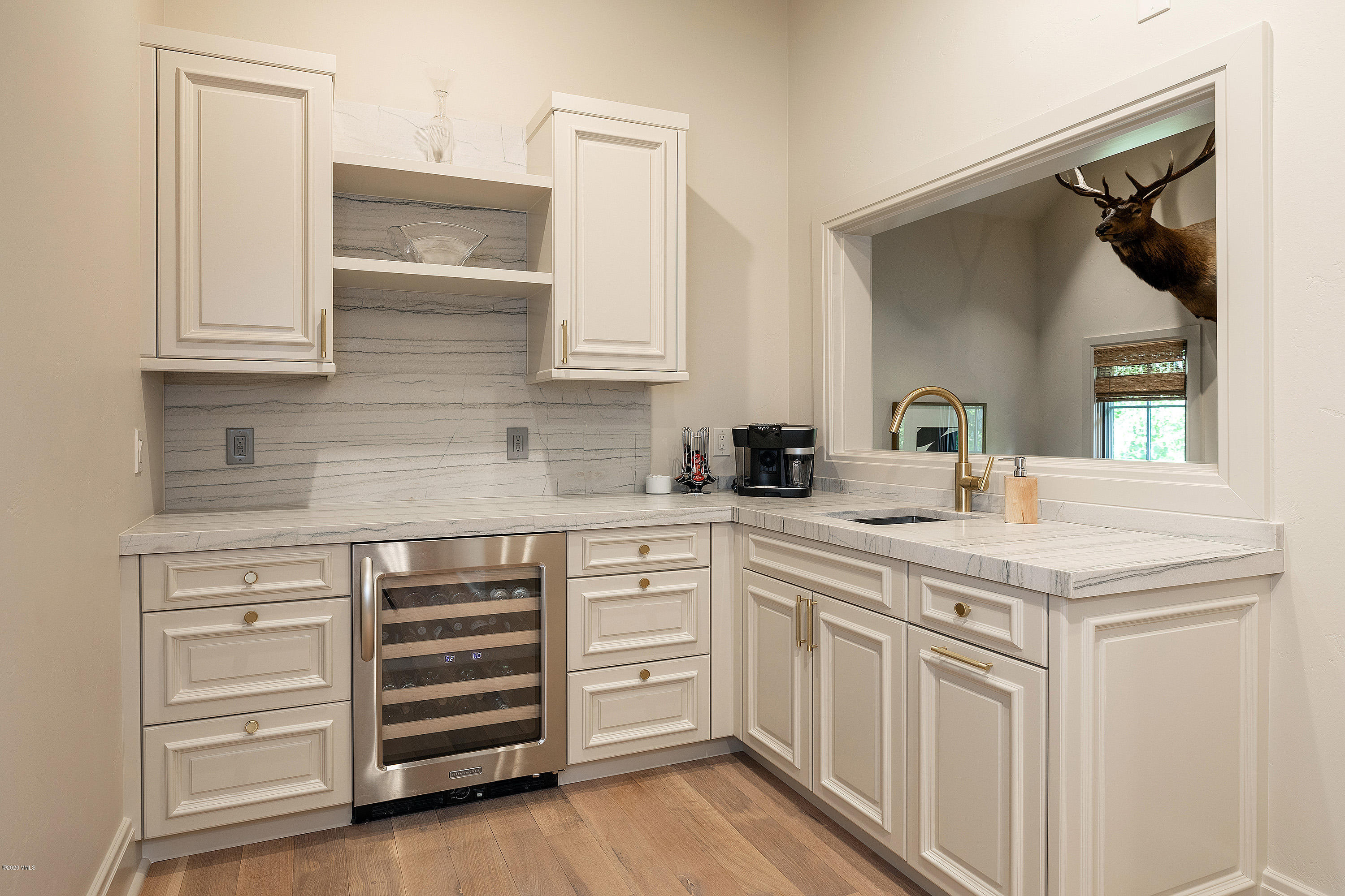 2178 Cresta Road Edwards, CO 81632 - Photo 9 of 15 a kitchen with cabinets appliances and a counter space