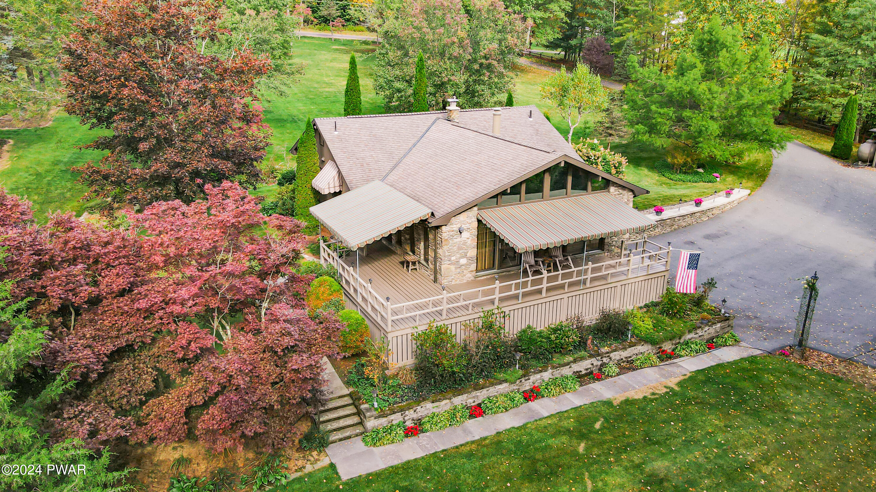 300 Chivers Road Lake Ariel, PA 18436 - Photo 4 of 51 300 Chivers Road
