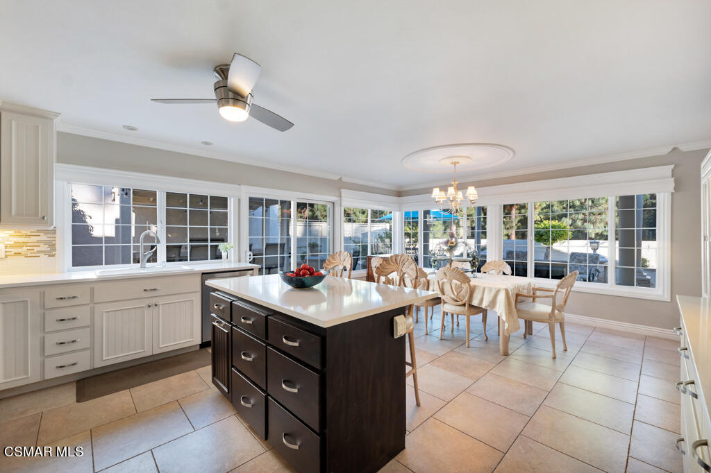 2932 Morningside Drive Thousand Oaks, CA 91362 - Photo 11 of 39 a room with lots of counter top space