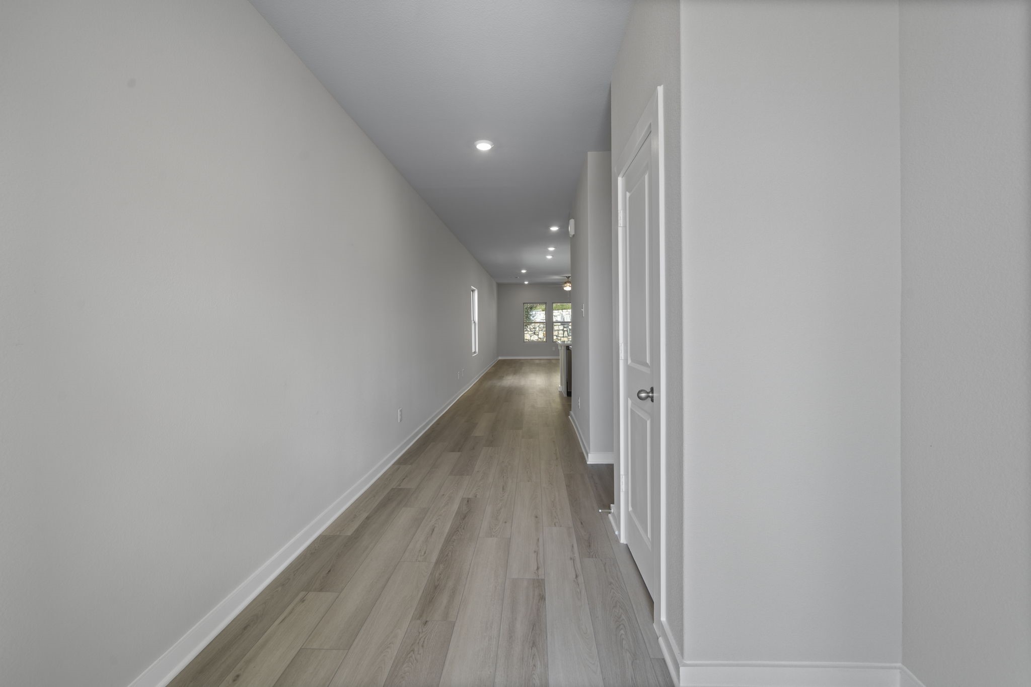 12207 Ridge Top Drive Conroe, TX 77304 - Photo 10 of 32