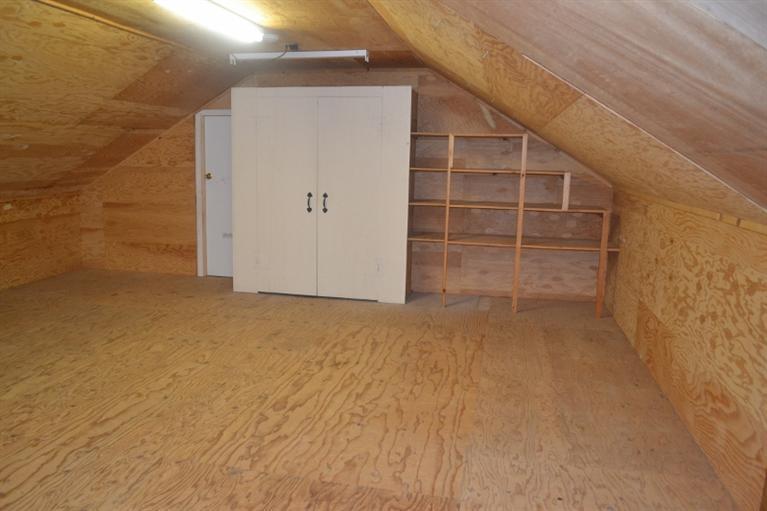 72 Rolling Hitch Road Centerville, MA 02632 - Photo 20 of 28 a view of an empty room