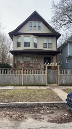 $2,000 | 5455 West Iowa Street, Unit 1, Chicago, IL 60651